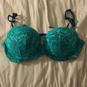 Victoria's Secret Lace Push Up Bra